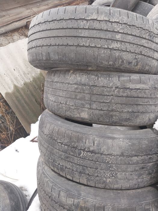 Продам шины на r 18 летние