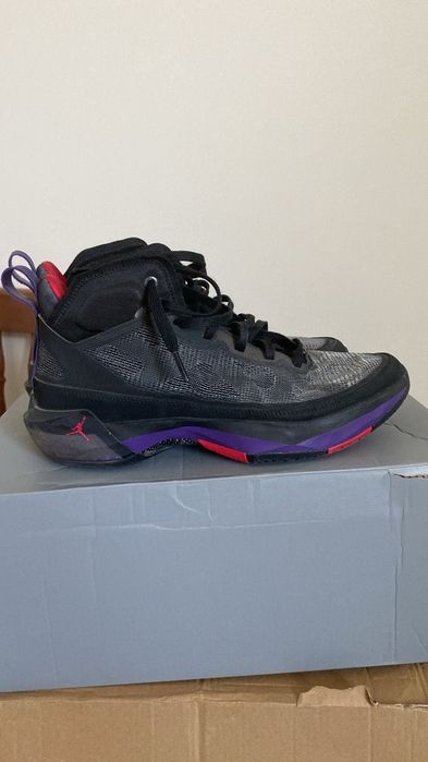 Продам баскетбольные кроссовки