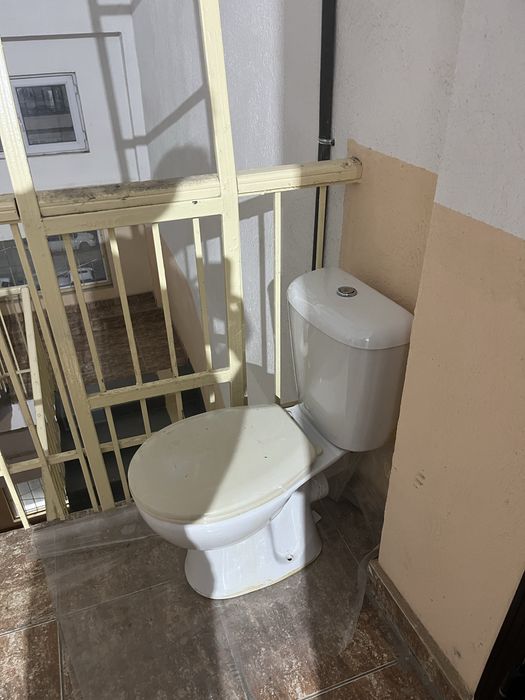 Унитаз буу отличном состоянии