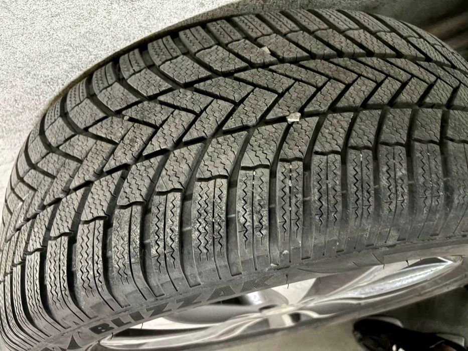 Оригинални джанти Mercedes 20" със зимни гуми 275 55 20 Bridgestone Blizzak  дот 3424