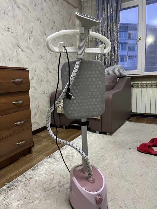 Паровой утюг продам