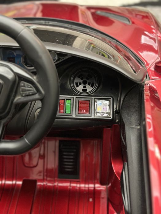 Электромобиль детский