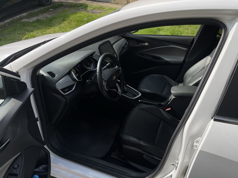 Продам Onix Premier Plus своя