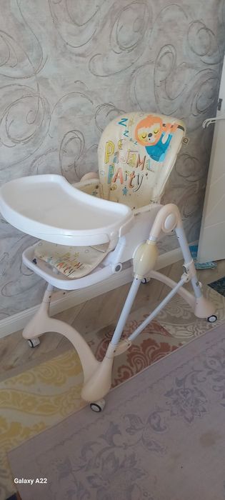 Стульчик для кормление