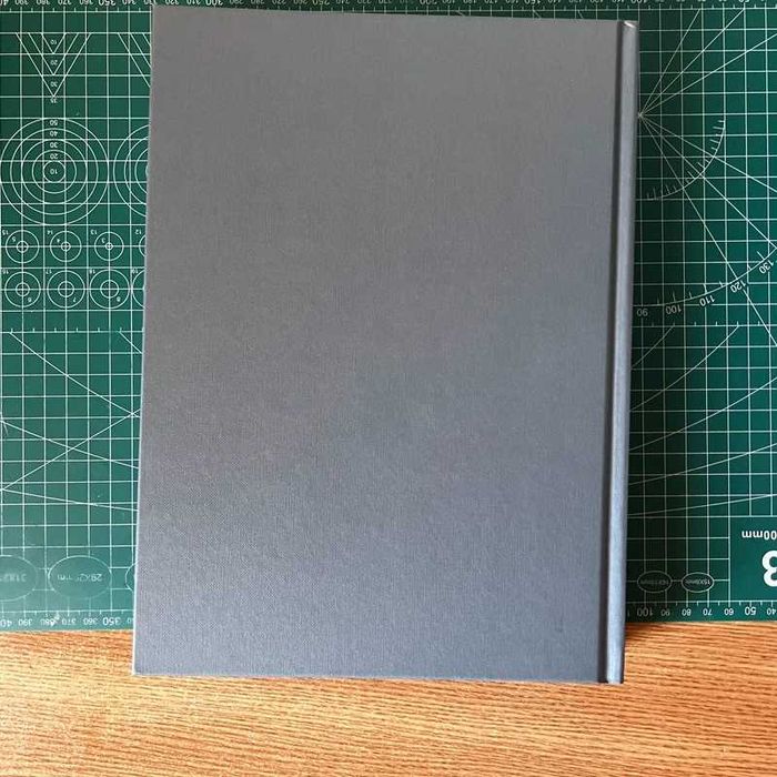 Kinfolk Travel - Carte premium slow travel, ca nouă!