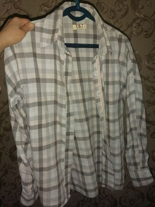 Arzon kiyimlar 1 2 marta kiyilgan