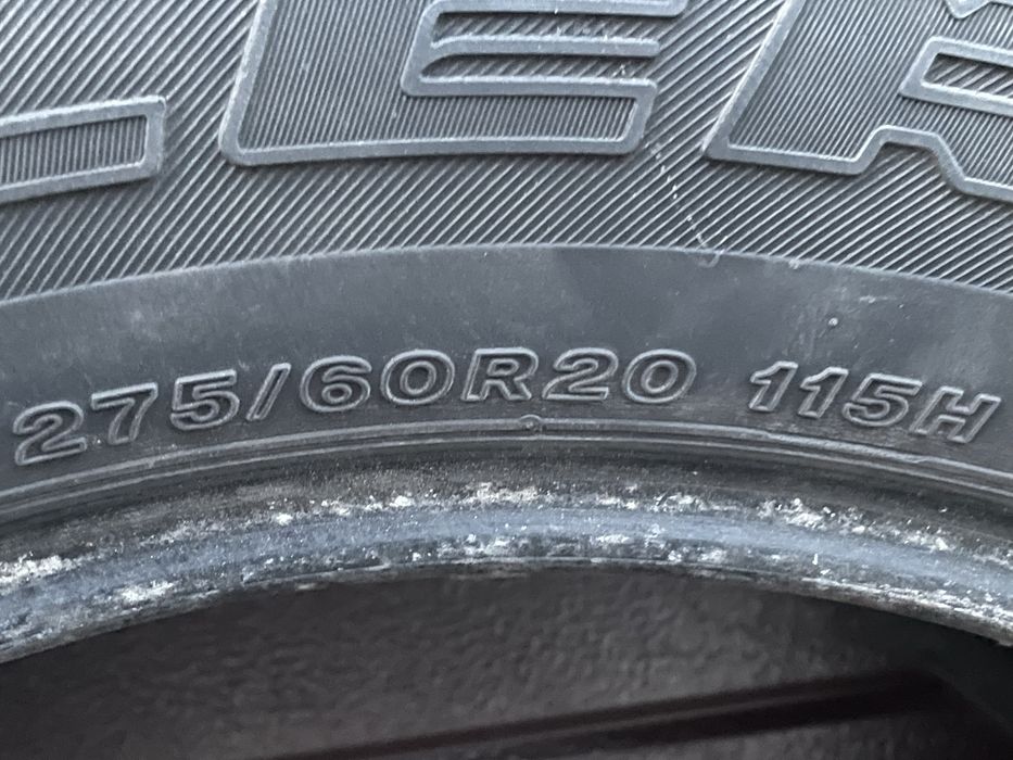 Bridgestone Dueler 275/60 R20