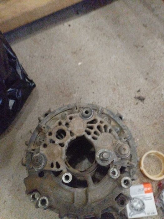 Генератор лада гранта бош.