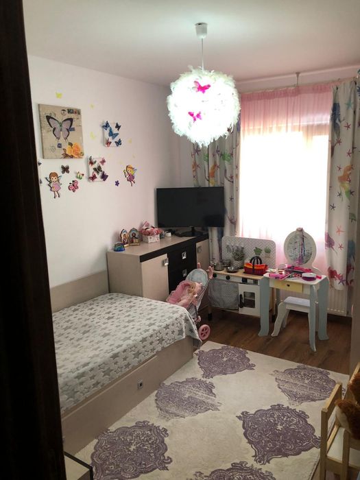 Vând apartament 3 camere 72mp