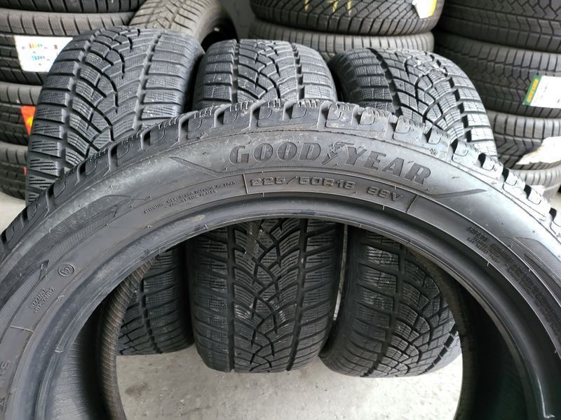 225/50/18 GOODYEAR 4бр