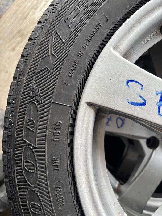 Vand jante aluminiu cu cauciucuri