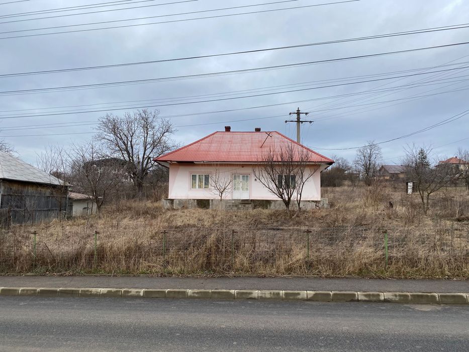 Casă bătrânească / teren 3000mp2 / vând / rate 5 ani