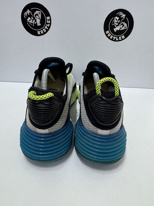 Маратонки NIKE AIR MAX 2090. Номер 40