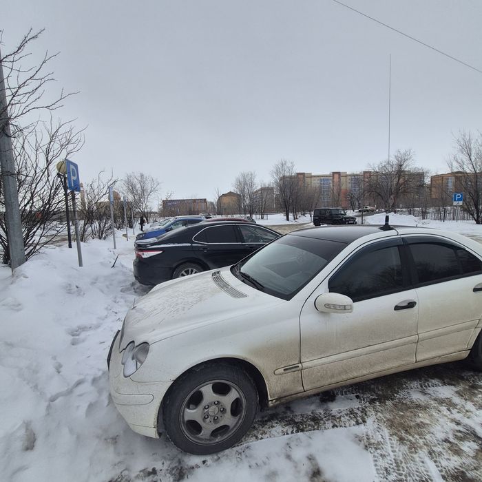 Мерседес бенз w203