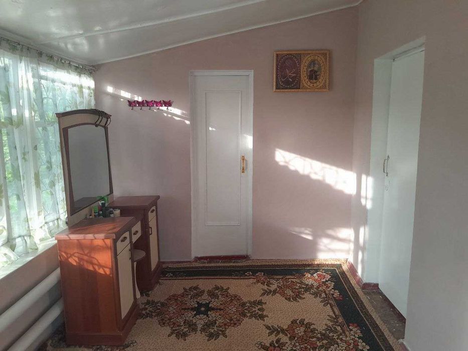 Уй сотилади Куйи Чирчик Тумани Минг Чинор махалласи