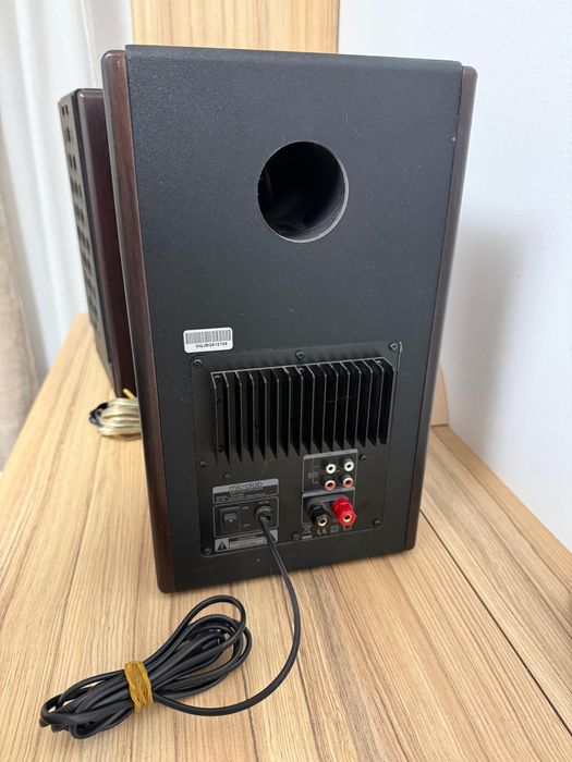 Boxe Microlab  T9 SOLO6C