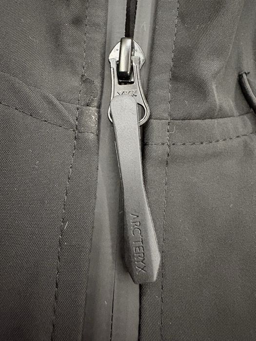 ARC’TERYX куртка L черный цвет