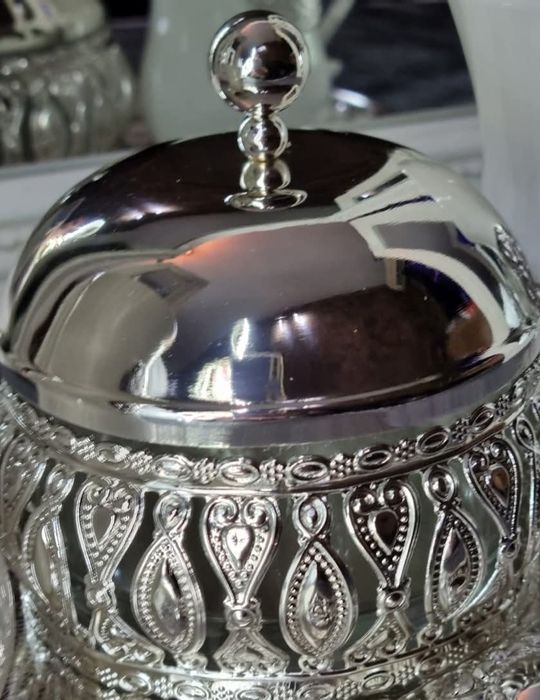 Zaharnita placata cu argint