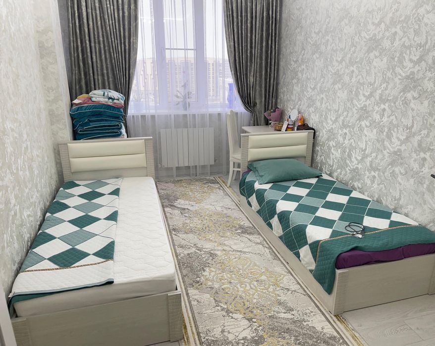 Б/у кроват почти новый