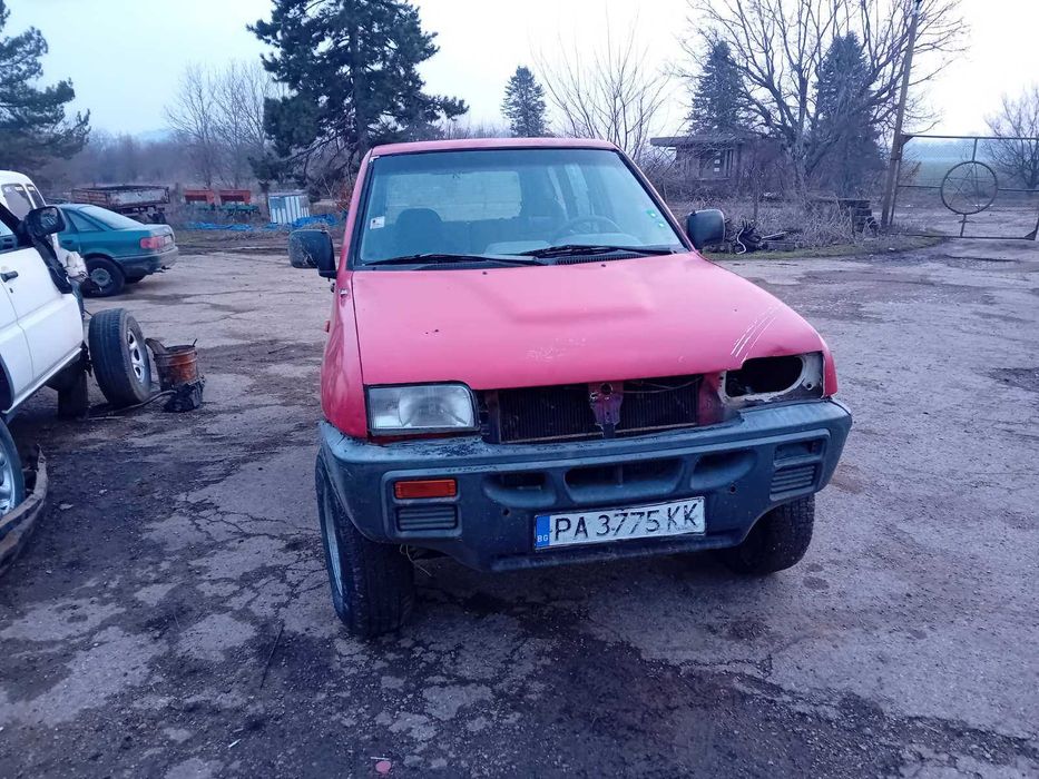 Nissan Terrano на части