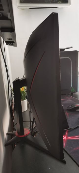 Геймърски Монитор AOC 27" VA 240Hz