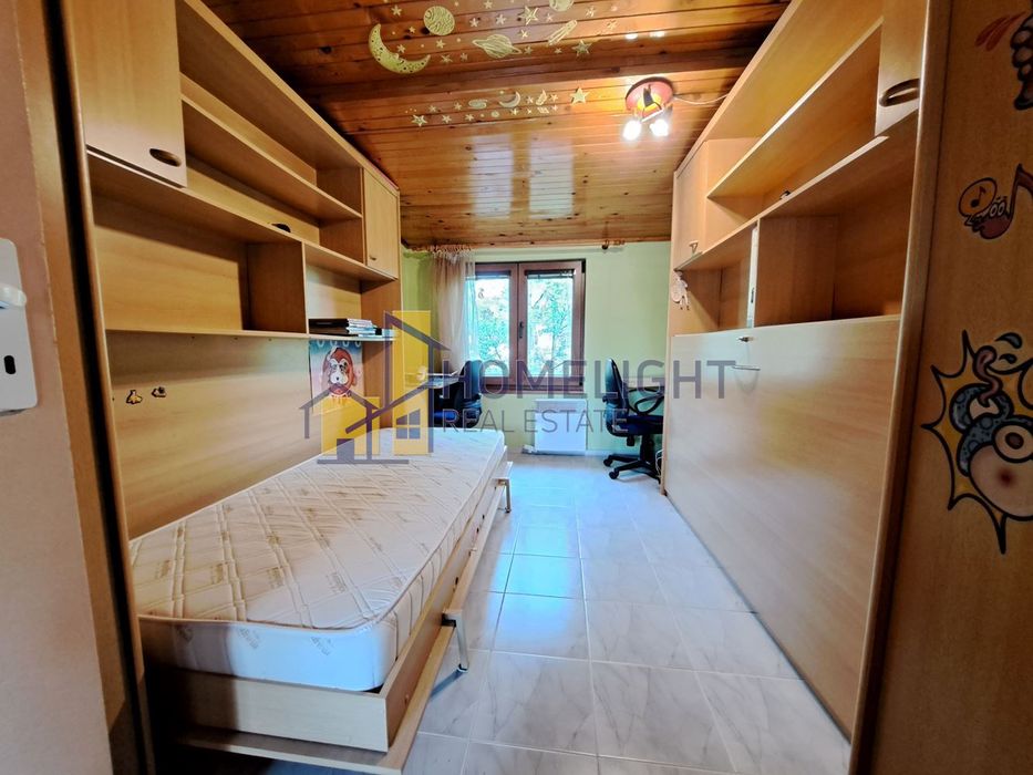 Продава се Тристаен апартамент в София, Разсадника - 139 кв.м за 1216 €/кв.м - Снимка #7
