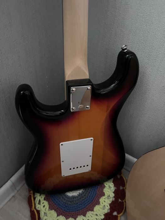 Электрогитара Aria