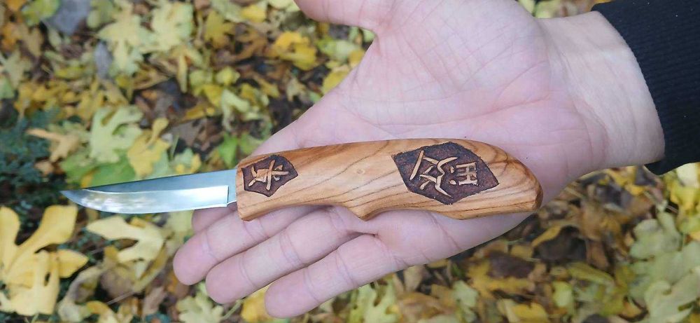 Професионален нож за стек закупен от Токио