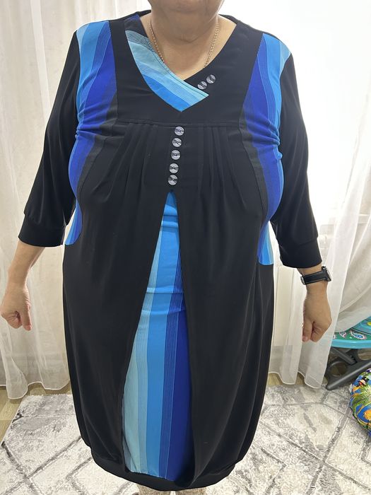 Отдам платье женское