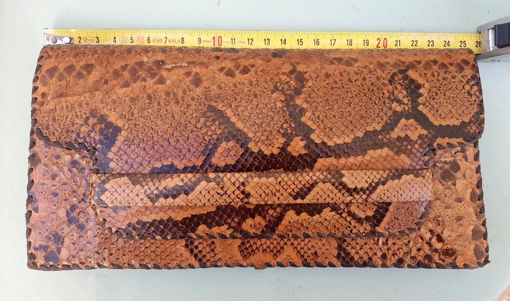 Чанта змийска кожа