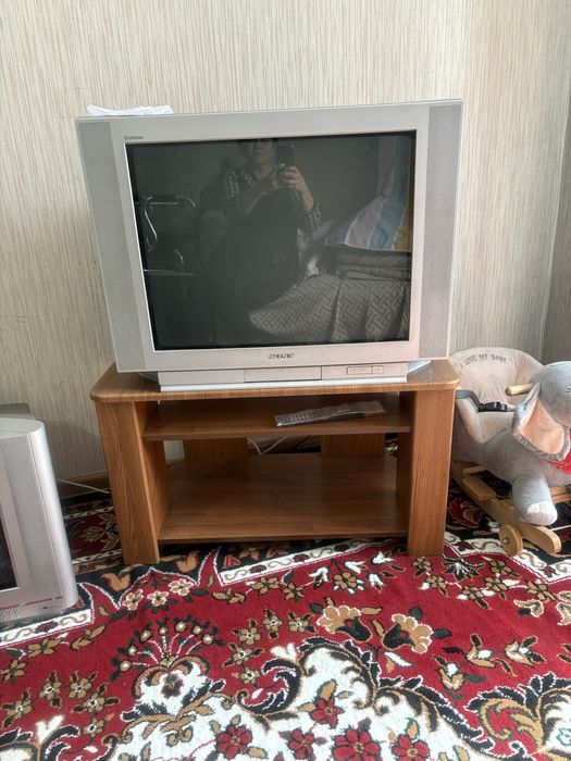 продам телевизор