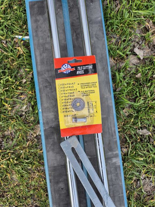 Mașina taiat gresie