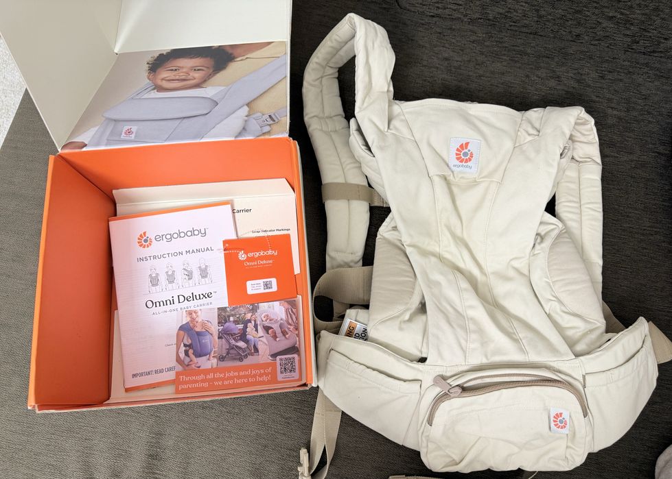 Sistem de purtare ErgoBaby Omni Deluxe