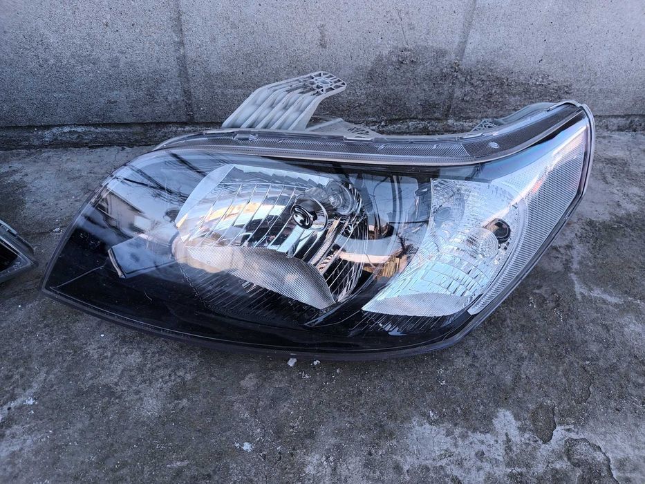 ляв и десен черен фар за шевролет авео Т255 08-11 CHEVROLET AVEO T255