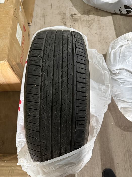 Продам летние шины комплект