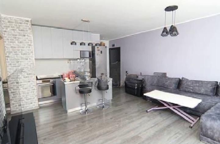 Дава се под наем Двустаен апартамент в София, Студентски град - 75 кв.м за 600 € - Снимка #2