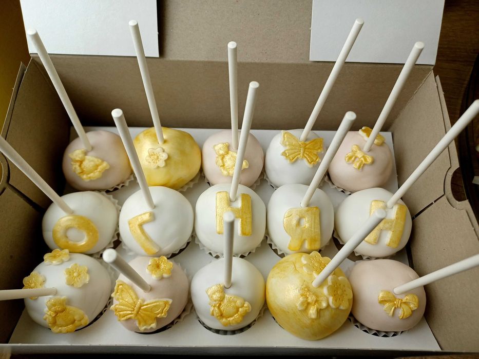 Кейкпопс и попсикълс за вашия сладък бар