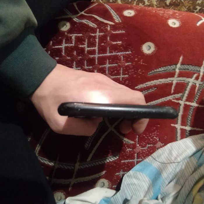 Айфон ХР обмен черный