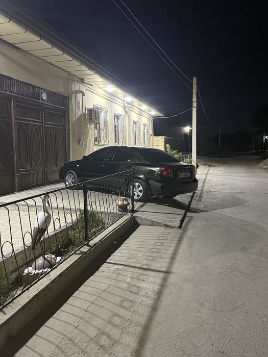 7 Sotixli 5-xonadan iborat evro remont tayyor uchaska sotiladi