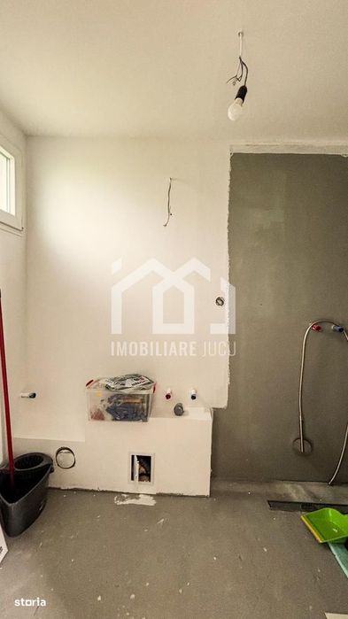Casa Individuala 4 camere, 108mp, Teren 500mp, Piscina,  Penny-Apahida