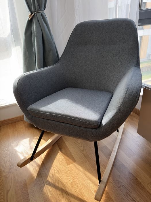 Люлеещ стол Nebel Jysk - 90 €