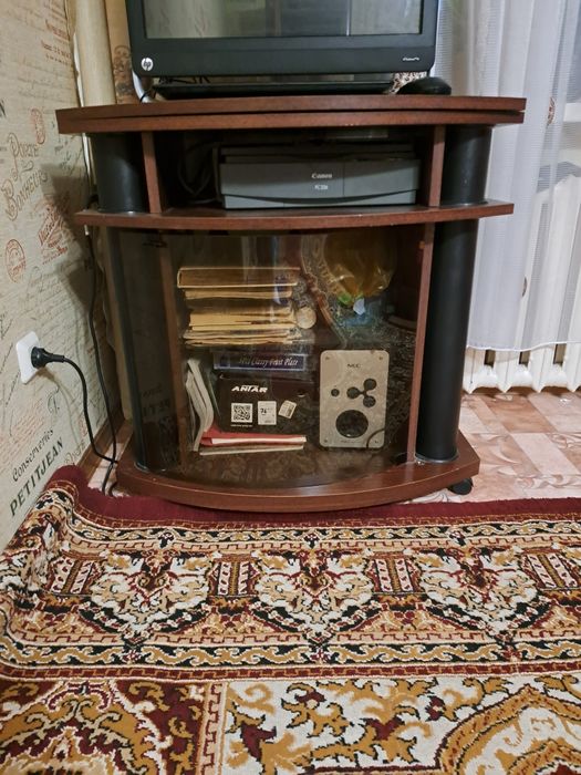 Тумба под телевизор