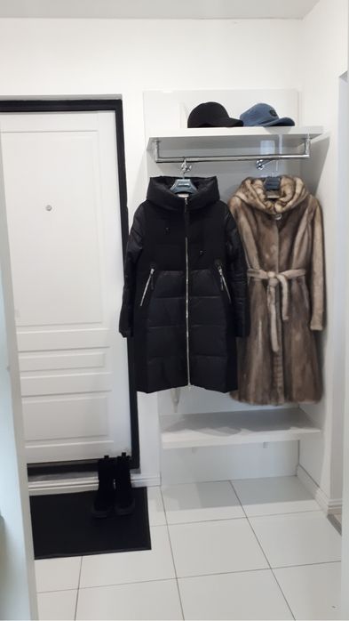 Продам вешалку для прихожей