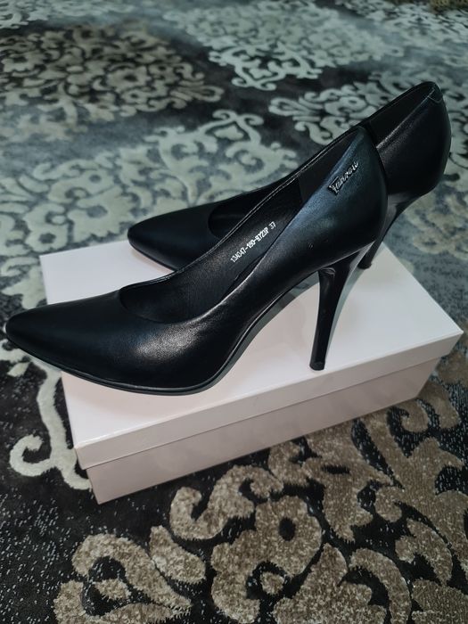 Туфли лодочки кожаные 37.р