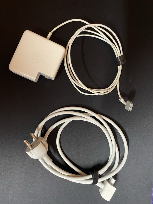 Macbook pro MID 2015 / Apple / 16GB / 512GB /