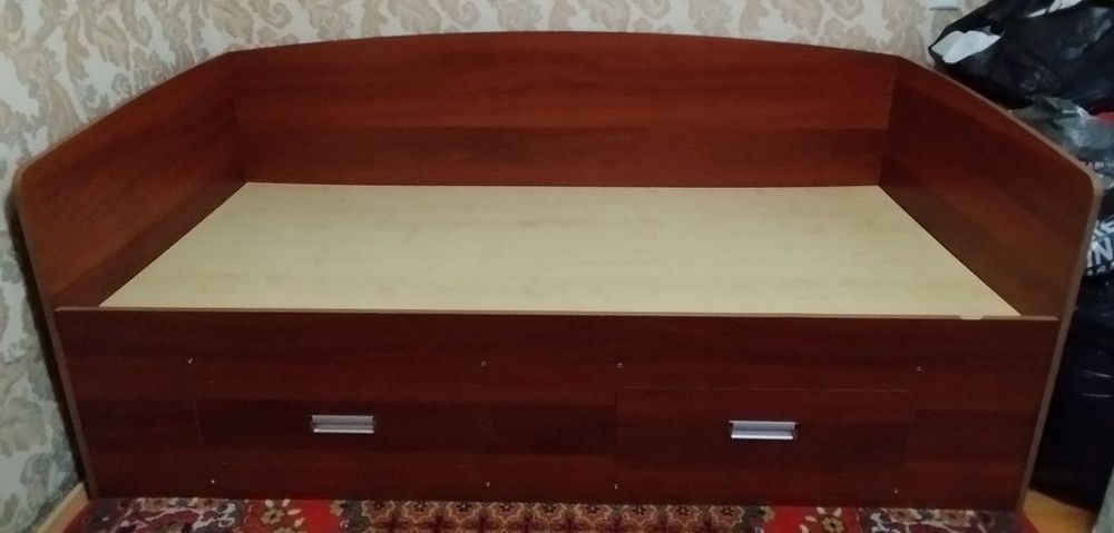 Продается кровать
