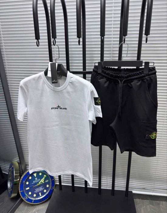 Къси маркови комплекти