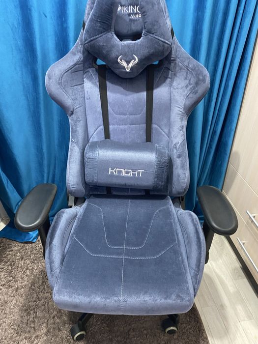 Продам компьютерное кресло игровое