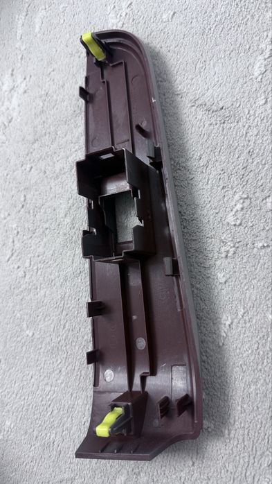 Ручка дверное. На камри 50-55.