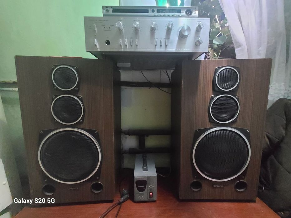 Уселитель с Колонками!!!